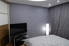 Нанесение жидких обоев